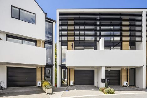 Photo of property in 17 Erica Pabst Way, Island Bay, Wellington, 6023