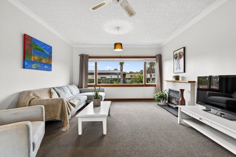 Photo of property in 8 Anzac Avenue, Onekawa, Napier, 4110