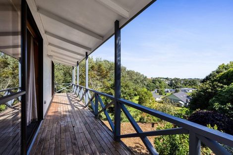 Photo of property in 10 Ranfurly Street, Frankleigh Park, New Plymouth, 4310