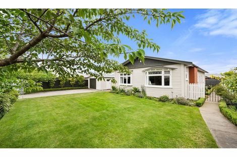 Photo of property in 6 Mortlake Street, Islington, Christchurch, 8042