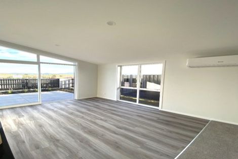 Photo of property in 58 Empire Crescent, Papamoa, 3118
