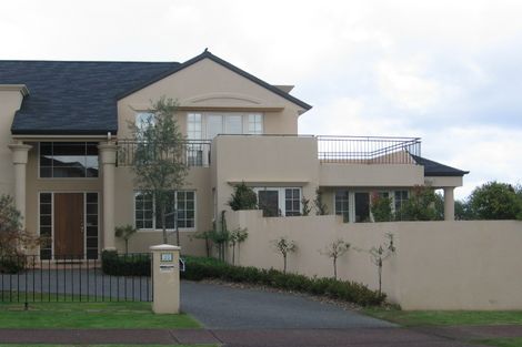 Photo of property in 33 Manor Park, Sunnyhills, Auckland, 2010
