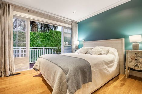 Photo of property in 13 Stanley Point Road, Stanley Point, Auckland, 0624