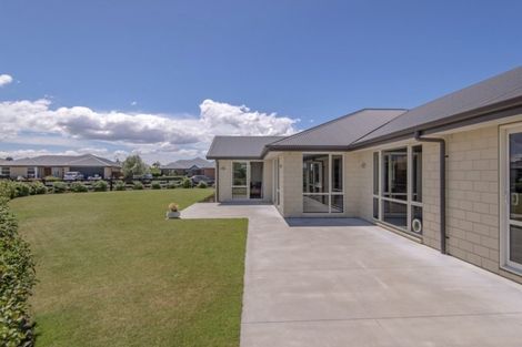 Photo of property in 2 Binyon Place, Rolleston, 7614