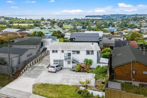 Photo of property in 774 Whangaparaoa Road, Manly, Whangaparaoa, 0930