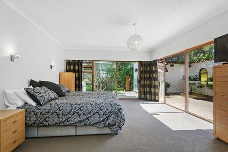 Photo of property in 18-20 Emerald Glen Road, Paekakariki, Paraparaumu, 5032