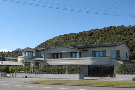 Photo of property in 141 Main South Road, Karoro, Greymouth, 7805