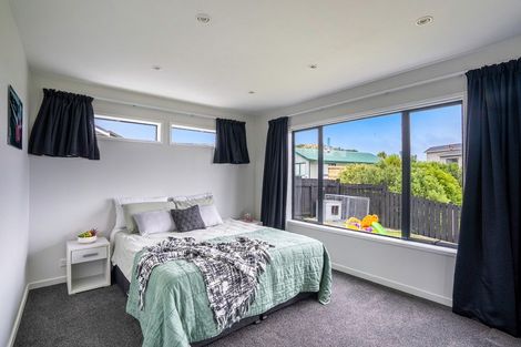 Photo of property in 17 Doncaster Terrace, Ascot Park, Porirua, 5024