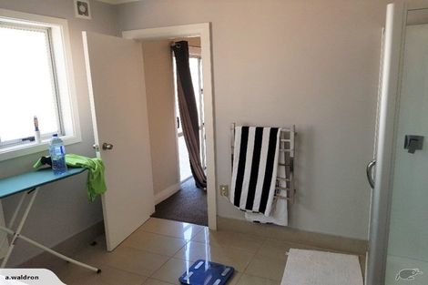 Photo of property in 79 Hinau Street, Riccarton, Christchurch, 8041