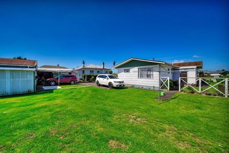 Photo of property in 61 Collingwood Street, Eltham, 4322