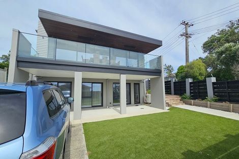 Photo of property in 54 View Road, Campbells Bay, Auckland, 0630
