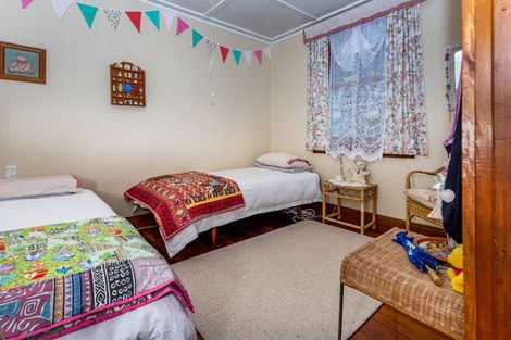 Photo of property in 2 Aputa Avenue, Te Puru, Thames, 3575