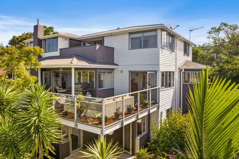 Photo of property in 11 Bank Street, Hillcrest, Auckland, 0627