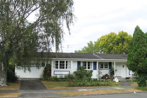 Photo of property in 40 Brightwater Crescent, Totara Park, Upper Hutt, 5018