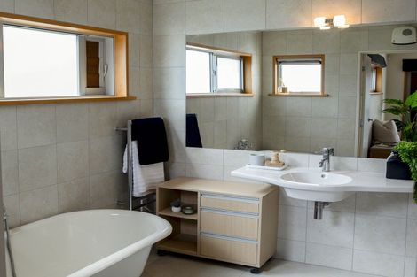 Photo of property in 6 Kaiwaka-mangawhai Road, Mangawhai, Kaiwaka, 0573