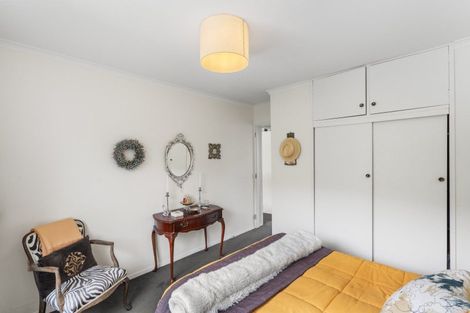 Photo of property in 1/77 Bridle Path Road, Heathcote Valley, Christchurch, 8022