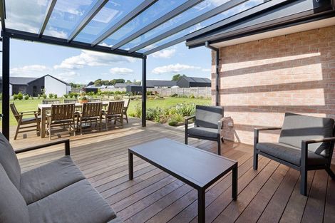 Photo of property in 39 Sunline Drive, Leamington, Cambridge, 3432