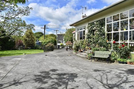 Photo of property in 27 Chester Street, Levin, 5510