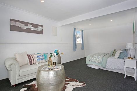 Photo of property in 67 Ardern Avenue, Stanmore Bay, Whangaparaoa, 0932