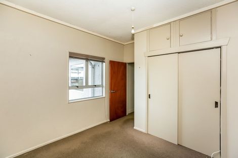 Photo of property in 4 Mclean Street, Strandon, New Plymouth, 4312