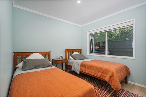 Photo of property in 56 Hahei Beach Road, Hahei, Whitianga, 3591