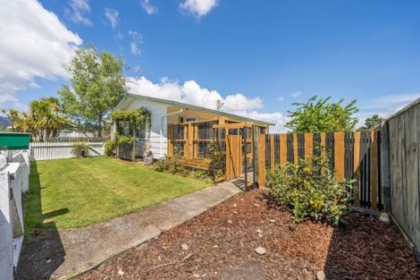 Photo of property in 18 Tulsa Grove, Totara Park, Upper Hutt, 5018