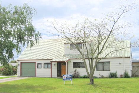 Photo of property in 8 Riverlea Drive, Katikati, 3129