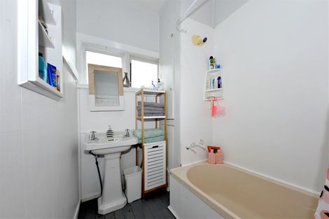 Photo of property in 13c Inglis Street, Phillipstown, Christchurch, 8011