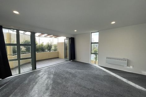 Photo of property in 14/19 Ocean View Road, Hillcrest, Auckland, 0627
