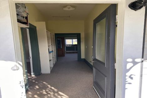 Photo of property in 225 Bridge Street, Eltham, 4322