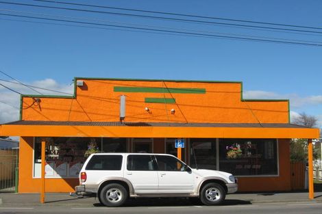 Photo of property in 158 High Street North, Carterton, 5713