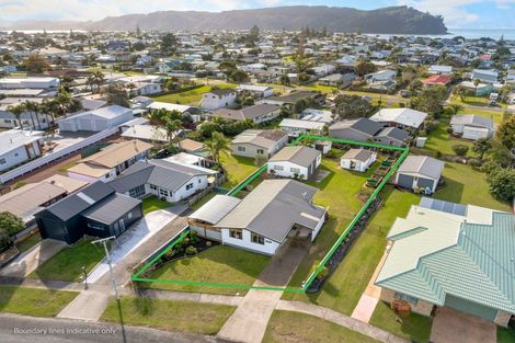 Photo of property in 208 Ajax Road, Whangamata, 3620
