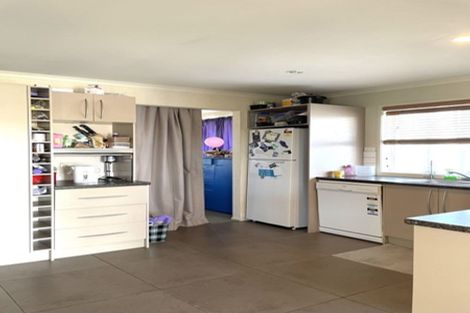 Photo of property in 14 George Street, Waiuku, 2123