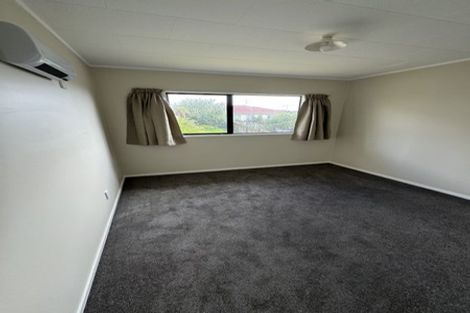 Photo of property in 64 Solar Road, Glen Eden, Auckland, 0602