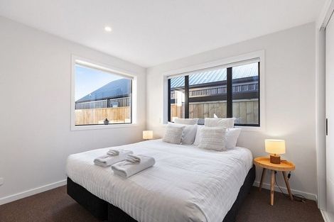 Photo of property in 60 Spur Ridge Rise, Jacks Point, 9371