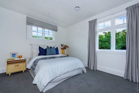 Photo of property in 44 Centaurus Road, Cashmere, Christchurch, 8022