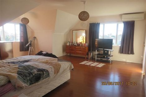 Photo of property in 101 Oakfield Crescent, Pukete, Hamilton, 3200