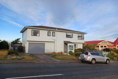 Photo of property in 80a Frobisher Street, Island Bay, Wellington, 6023