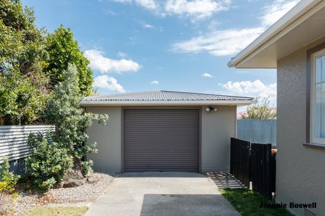 Photo of property in 3 Oriana Place, Highbury, Palmerston North, 4412