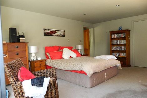 Photo of property in 27 Maritime Terrace, Birkenhead, Auckland, 0626