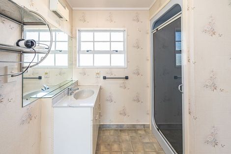 Photo of property in 156 Karaka Street, Castlecliff, Whanganui, 4501