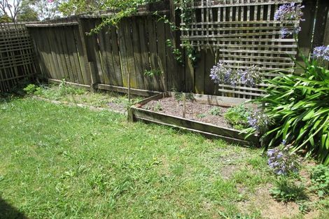 Photo of property in 537 Swanson Road, Ranui, Auckland, 0612