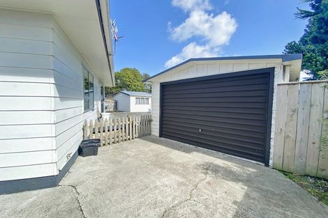 Photo of property in 97 Benmore Avenue, Cloverlea, Palmerston North, 4412
