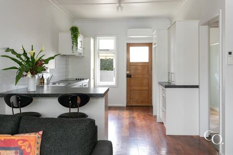 Photo of property in 4/311 King Street North, Hastings, 4122