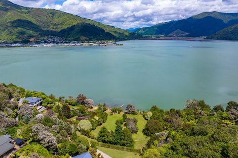 Photo of property in 257 Queen Charlotte Drive, Havelock, 7281