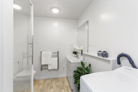 Photo of property in Mansfield Towers, 1 Grant Road, Thorndon, Wellington, 6011