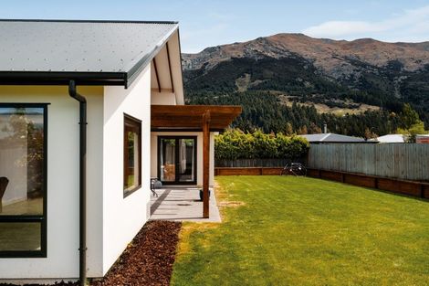 Photo of property in 15 Timsfield Drive, Lake Hawea, Wanaka, 9382