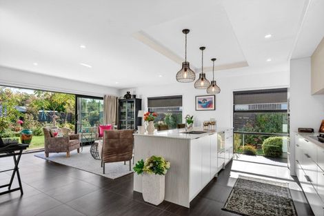 Photo of property in 5 James Kidd Place, Greytown, 5712