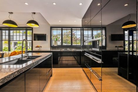 Photo of property in 1 Rochdale Street, Fendalton, Christchurch, 8014