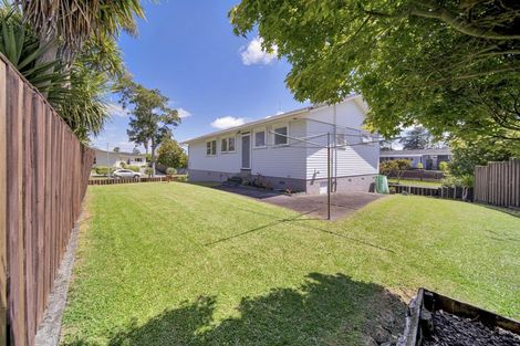 Photo of property in 14 Robert Allan Way, Pakuranga Heights, Auckland, 2010